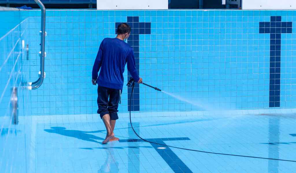 Swimming Pool Cleaning Ajman
